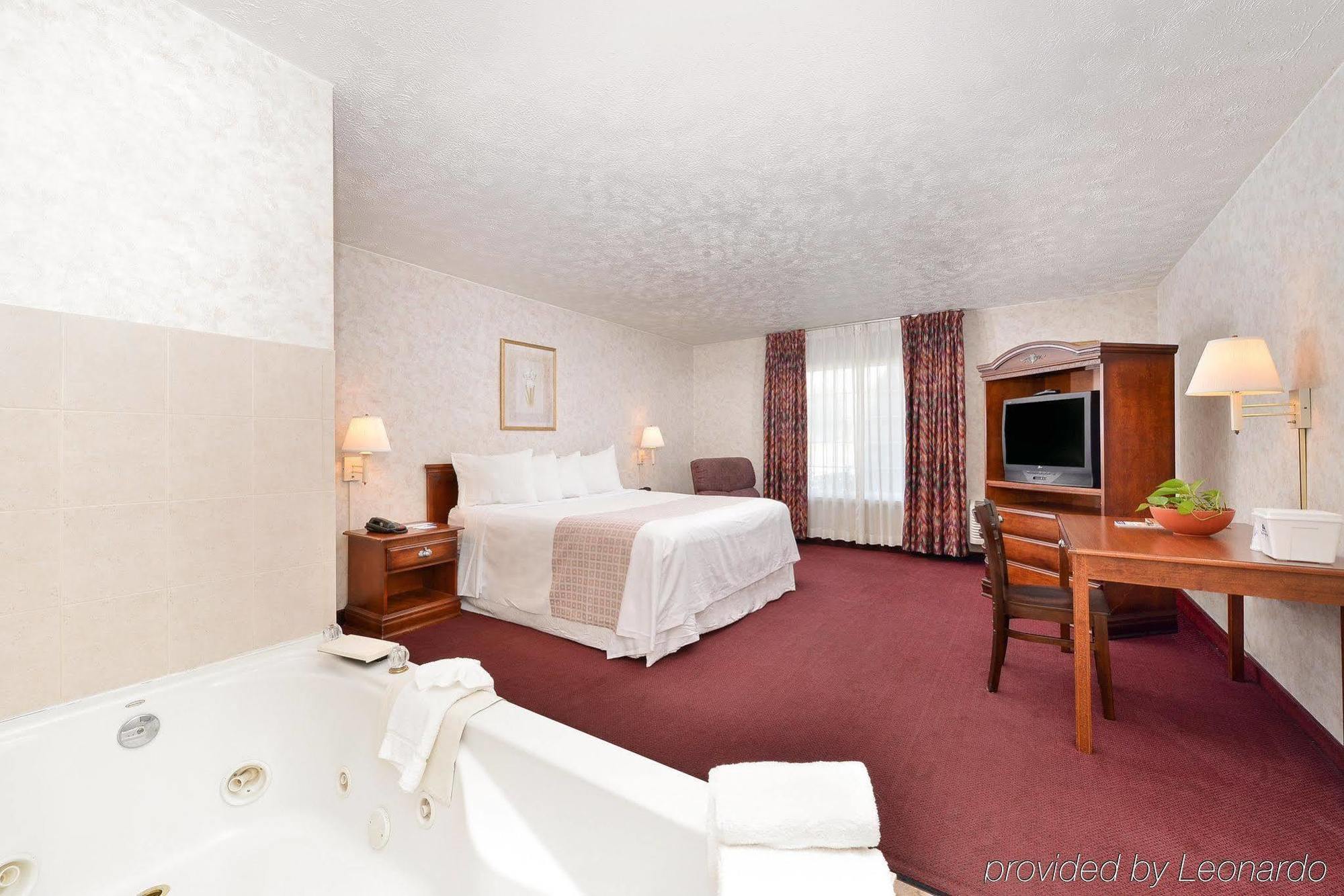 Americas Best Value Inn Ashtabula/Austinburg Eksteriør billede