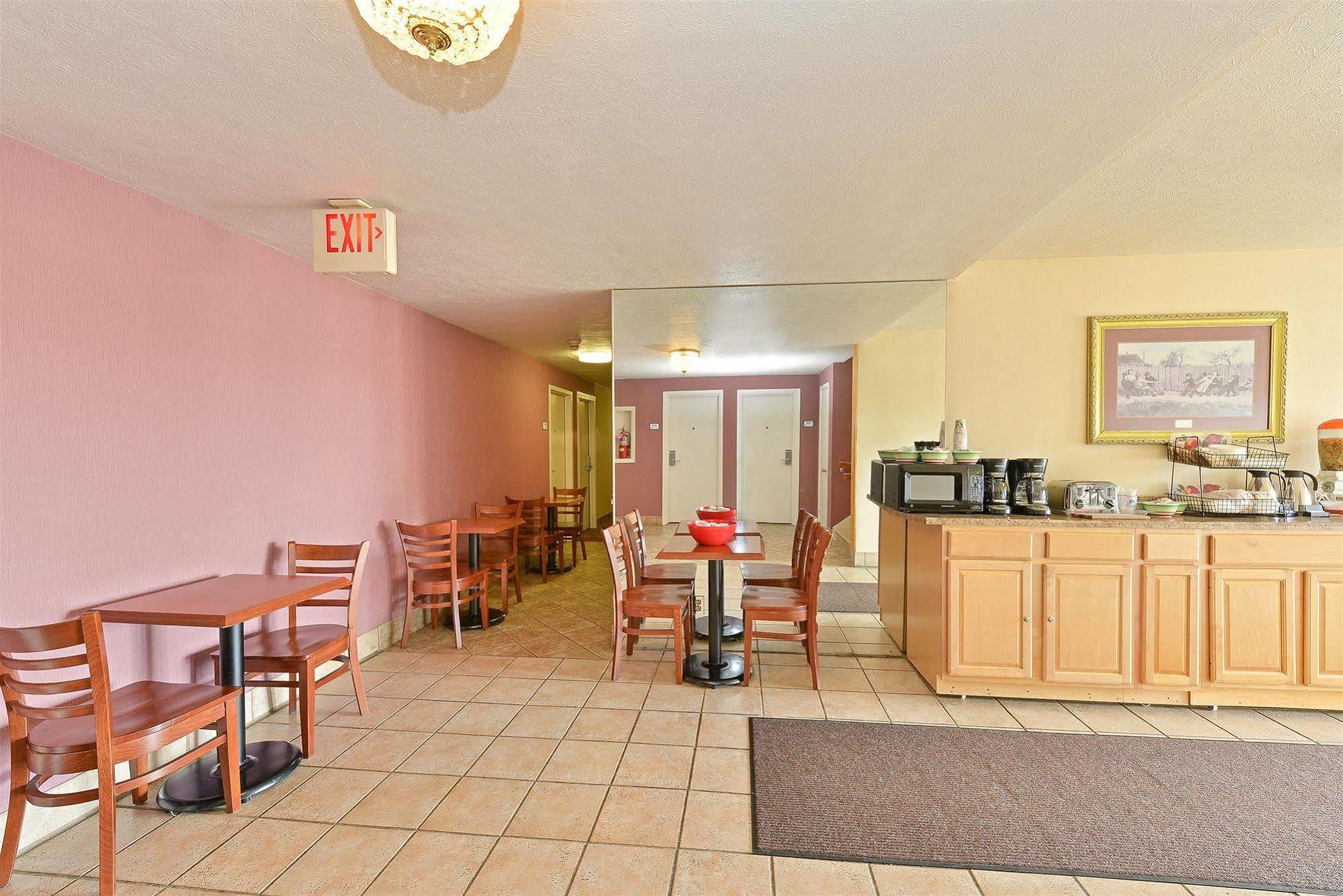 Americas Best Value Inn Ashtabula/Austinburg Eksteriør billede